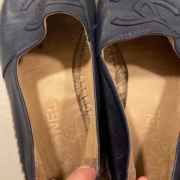 Chanel espadrilles used women's - I am a size women's 6 - Picture 4 of 9